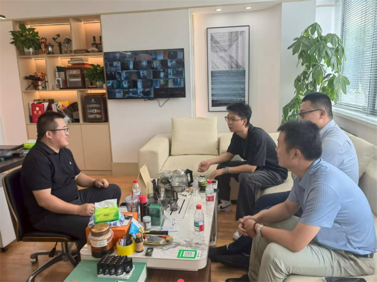 影视学院走访青岛海好影视文化传媒有限公司